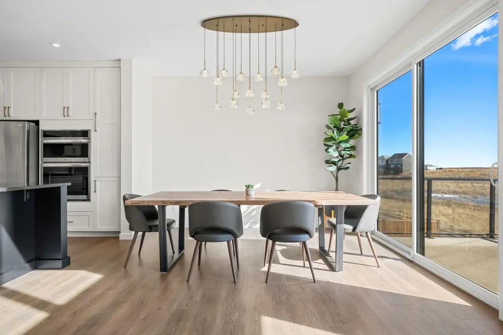 66 Savoy Landing SE Calgary AB T3A0G6