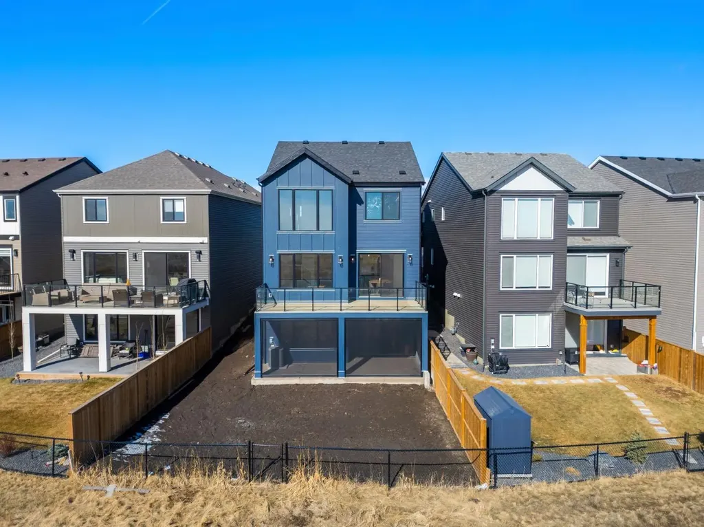 66 Savoy Landing SE Calgary AB T3A0G6