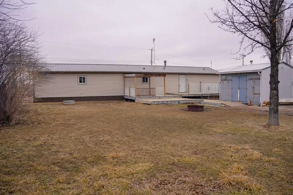 142054 191 Township Rural Newell County Of AB T1R0S2