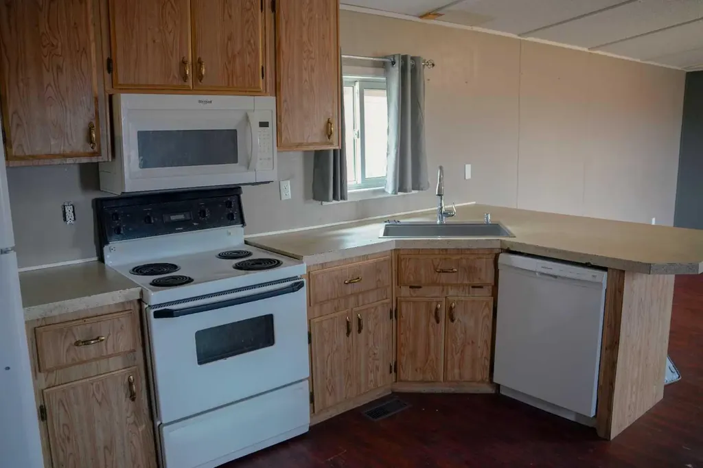 142054 191 Township Rural Newell County Of AB T1R0S2