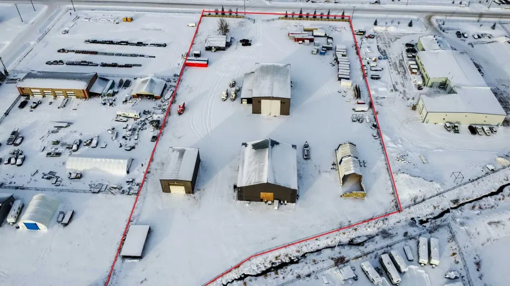 5423 Township Road 325 B Road Rural Mountain View County AB T0M 1X0