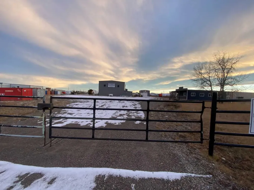 5423 Township Road 325 B Road Rural Mountain View County AB T0M 1X0