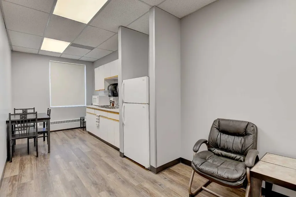 9728 101 Avenue Grande Prairie AB T8V 5B6