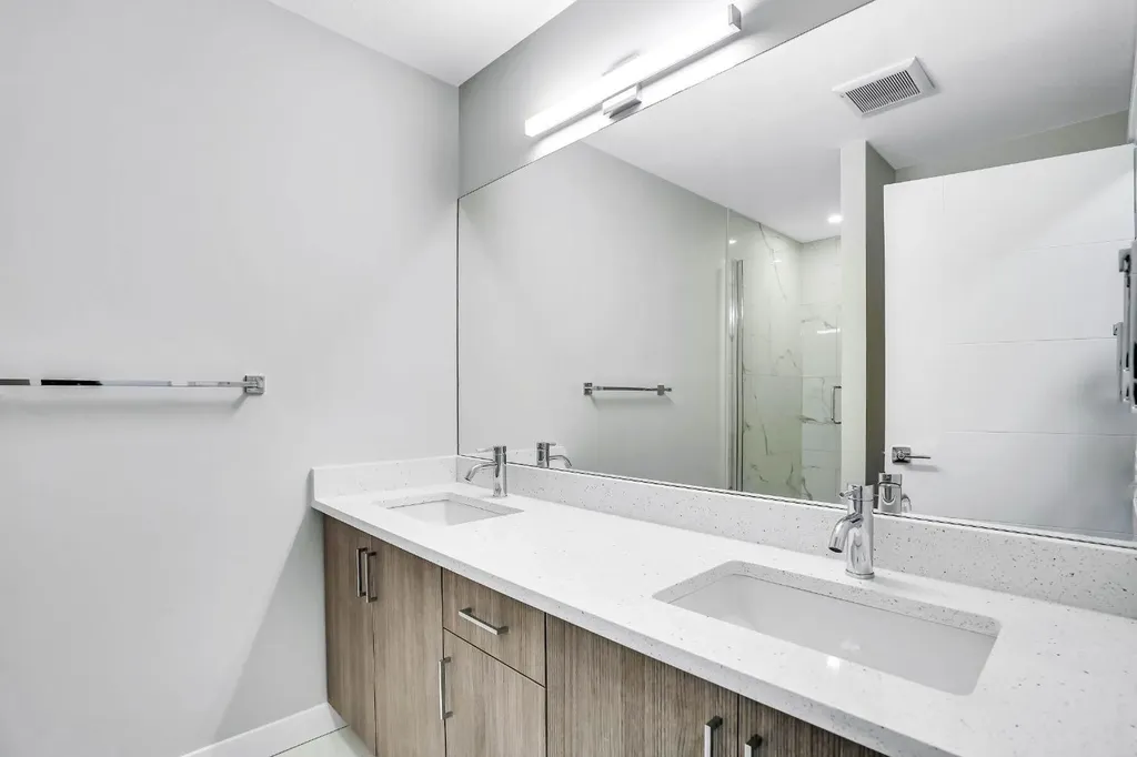 304 Red Sky Villas NE Calgary AB T3N 2M2