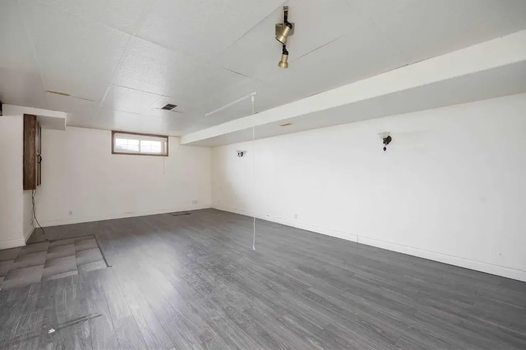 101 Black Bear Crescent Fort Mcmurray AB T9K 2H4