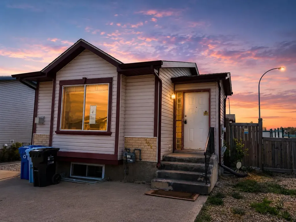 101 Black Bear Crescent Fort Mcmurray AB T9K 2H4