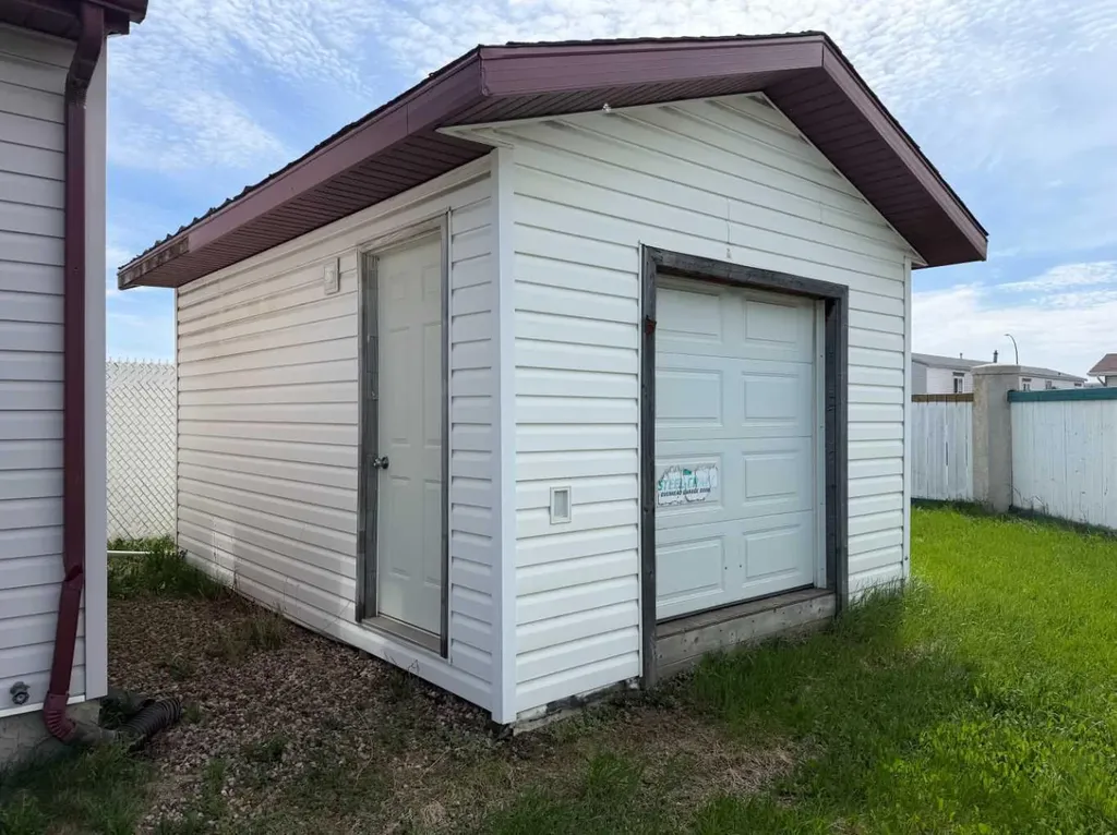 101 Black Bear Crescent Fort Mcmurray AB T9K 2H4