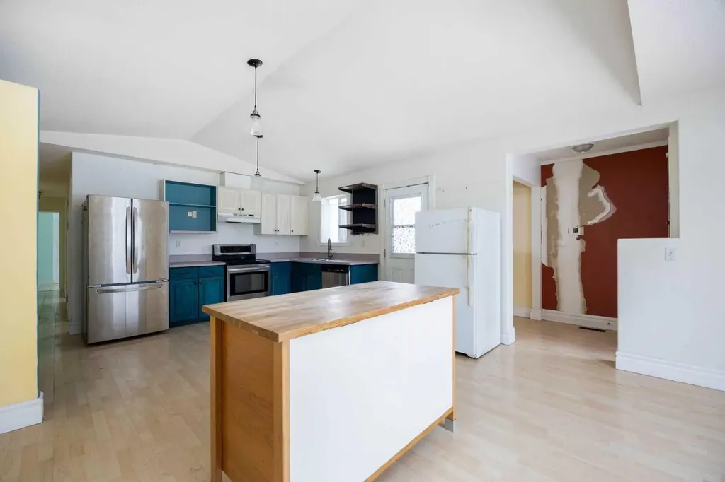 101 Black Bear Crescent Fort Mcmurray AB T9K 2H4
