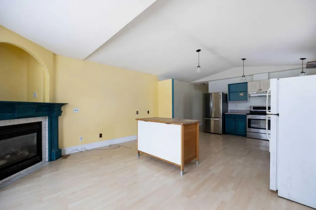 101 Black Bear Crescent Fort Mcmurray AB T9K 2H4