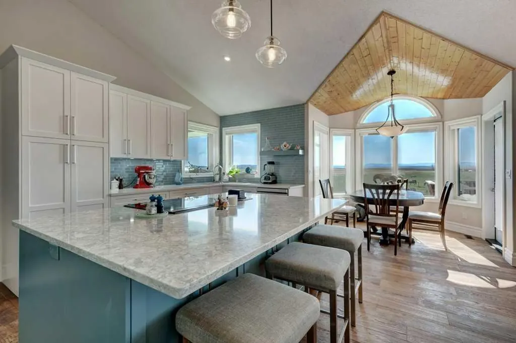 642243 72 Street E Rural Foothills County AB T0L0P0