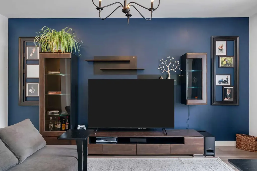 143 Cranfield Circle SE Calgary AB T3M 1H1