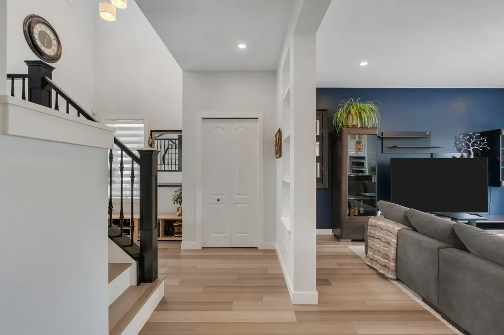 143 Cranfield Circle SE Calgary AB T3M 1H1