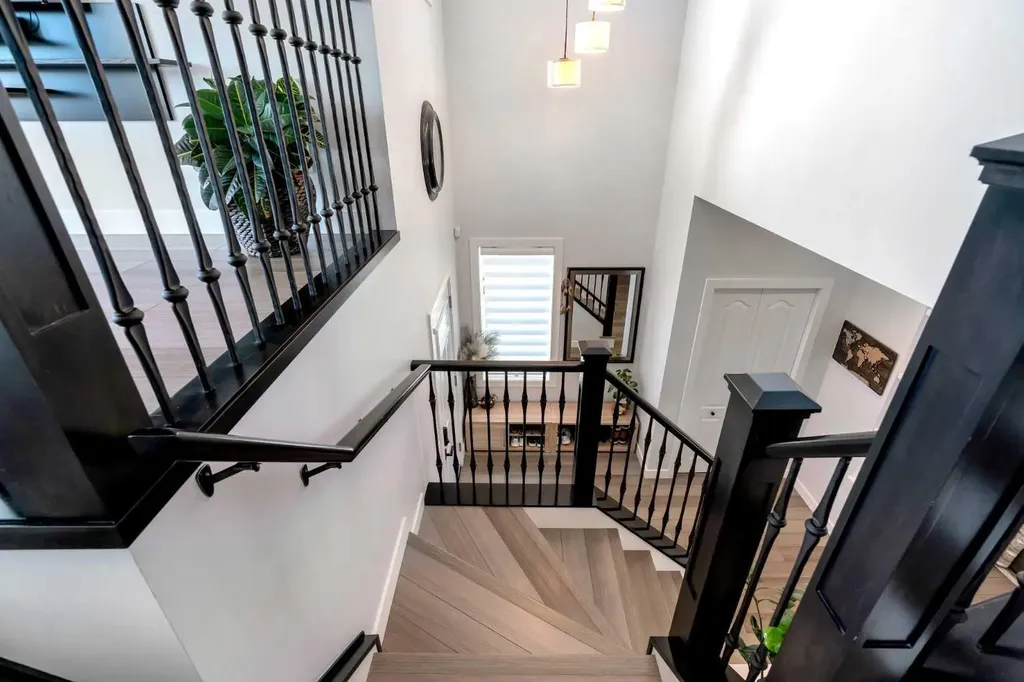 143 Cranfield Circle SE Calgary AB T3M 1H1