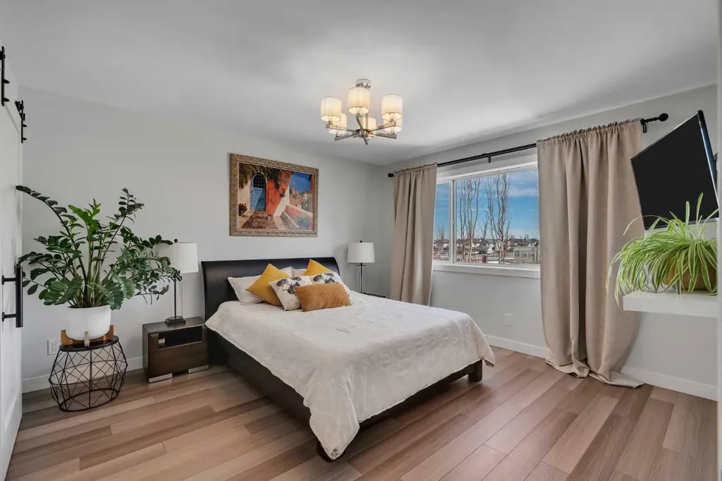 143 Cranfield Circle SE Calgary AB T3M 1H1