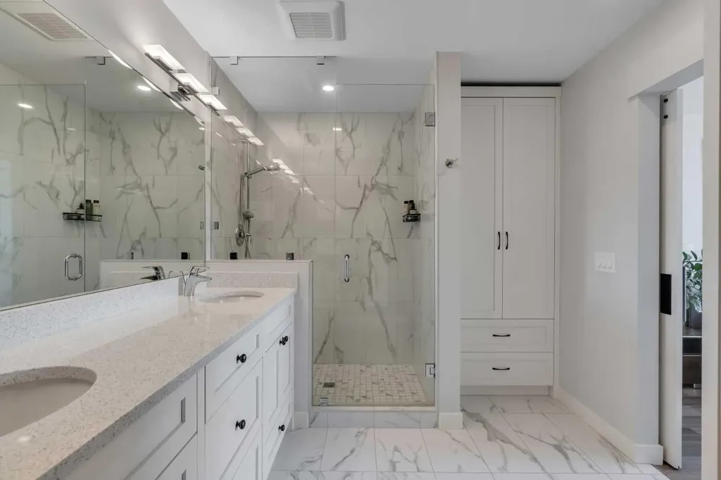 143 Cranfield Circle SE Calgary AB T3M 1H1