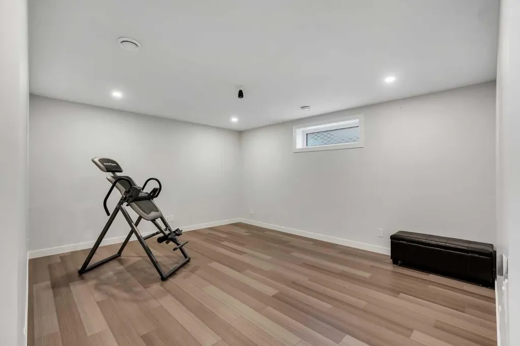 143 Cranfield Circle SE Calgary AB T3M 1H1