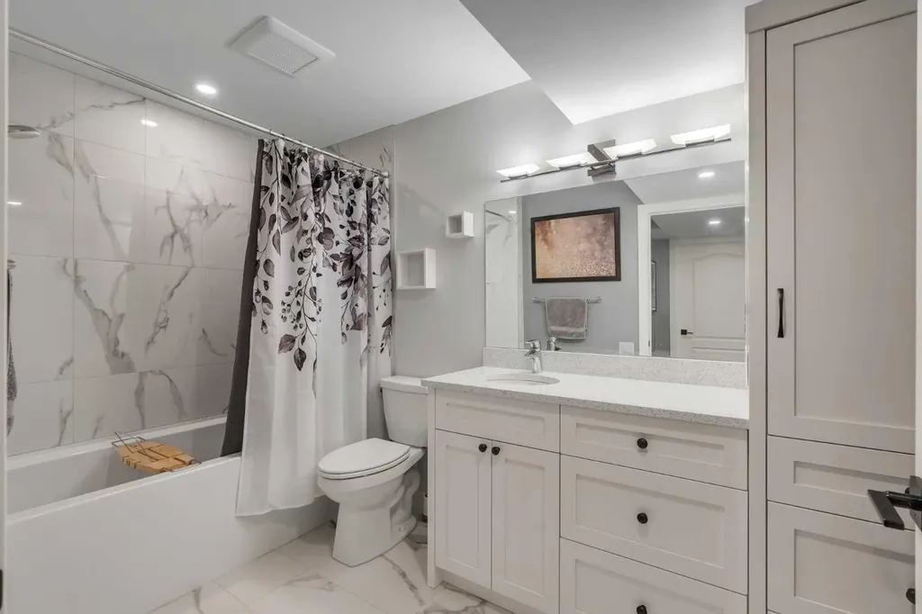 143 Cranfield Circle SE Calgary AB T3M 1H1