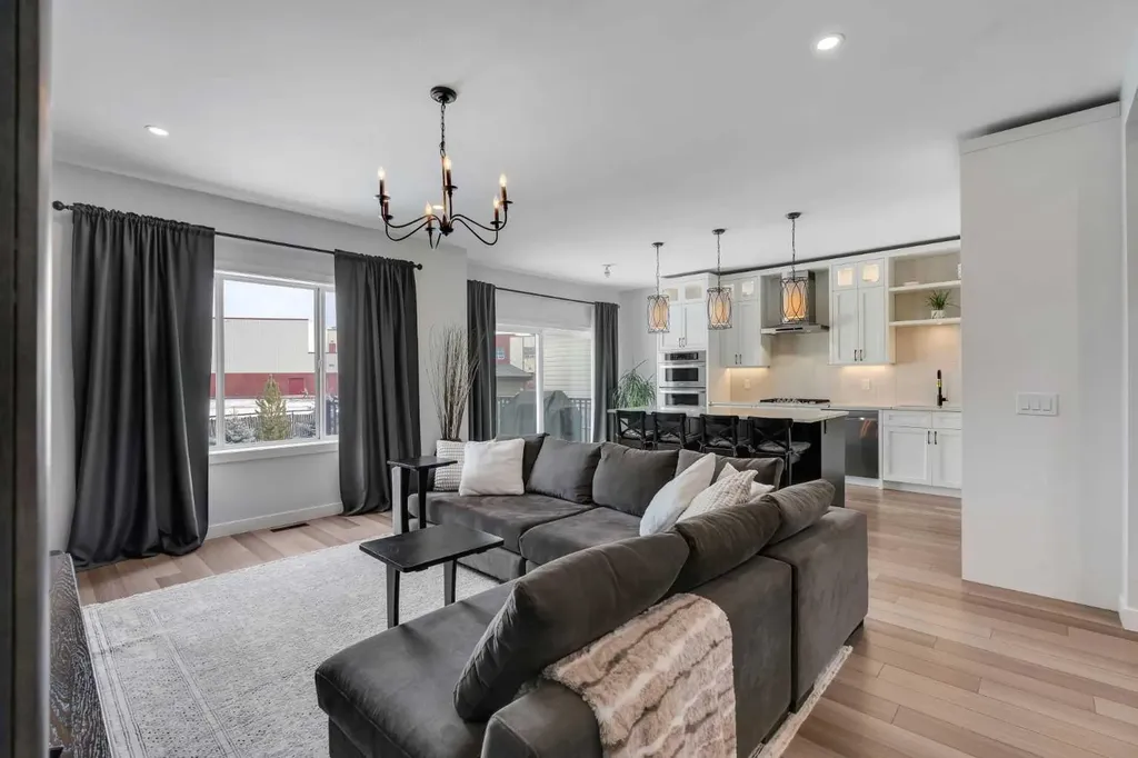 143 Cranfield Circle SE Calgary AB T3M 1H1