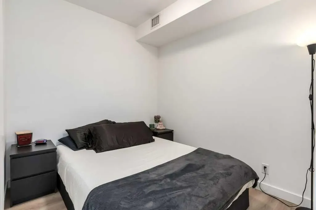 123 4 Street NE Calgary AB T2E 8K3