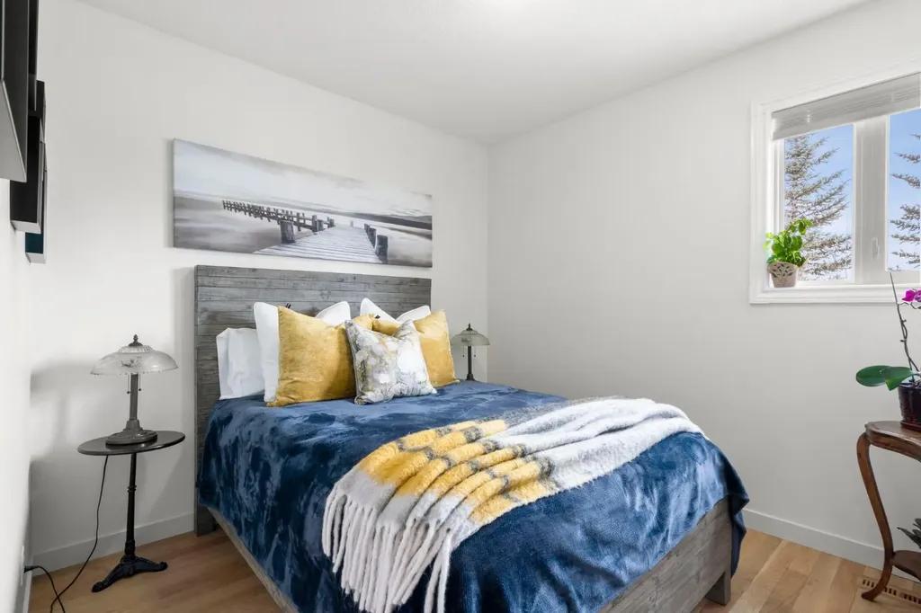 561 Boulder Creek Green SE Langdon AB T0J 1Z3