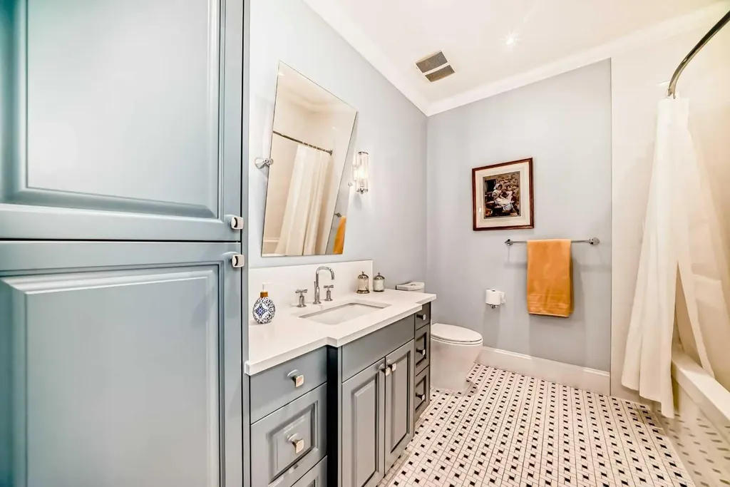 211 Quarry Way SE Calgary AB T2C 5M7