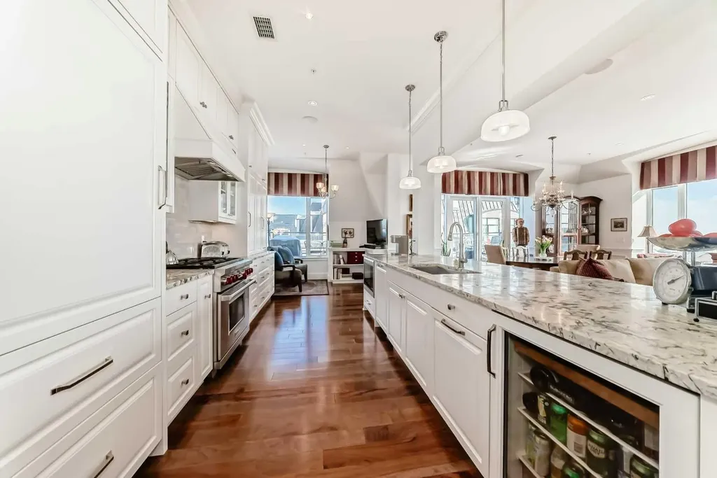 211 Quarry Way SE Calgary AB T2C 5M7