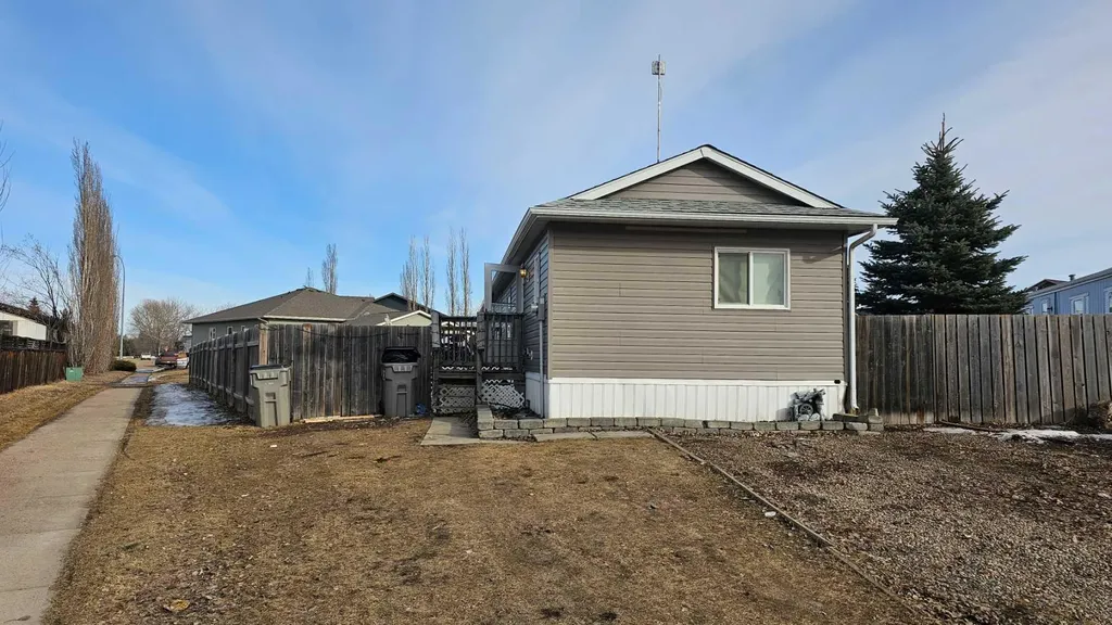 6001 53 Avenue Close Stettler AB T0C2L2