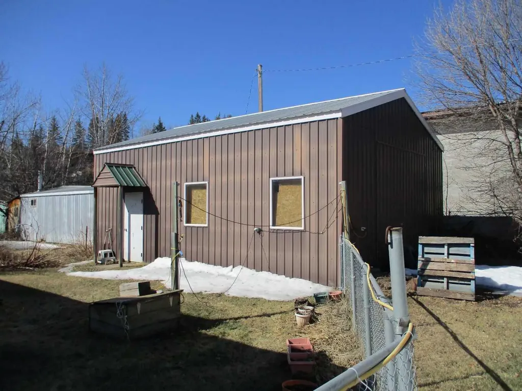 303 4th Avenue SW Manning AB T0H2M0