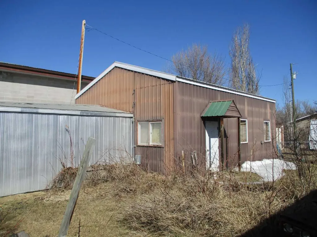 303 4th Avenue SW Manning AB T0H2M0
