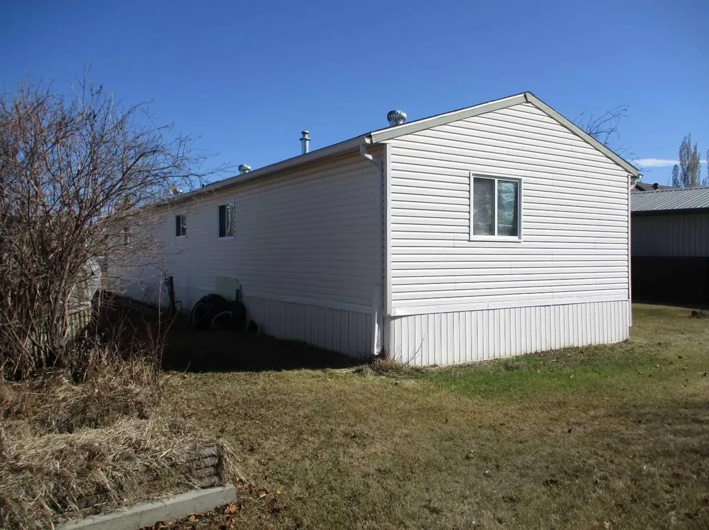 303 4th Avenue SW Manning AB T0H2M0