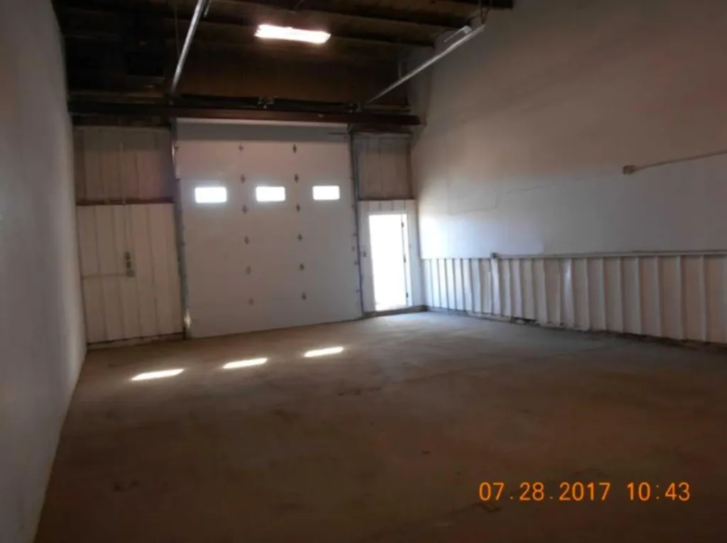 11037/43 92 Avenue Grande Prairie AB T8V 3J3