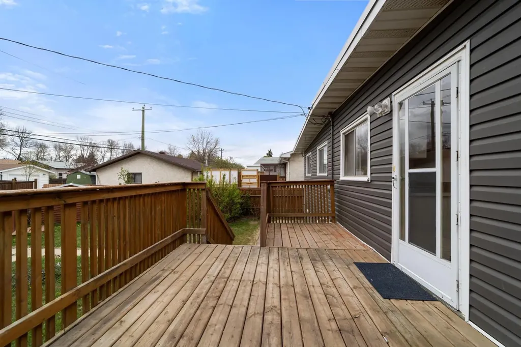 6614 44b Avenue Camrose AB T4V 2V5
