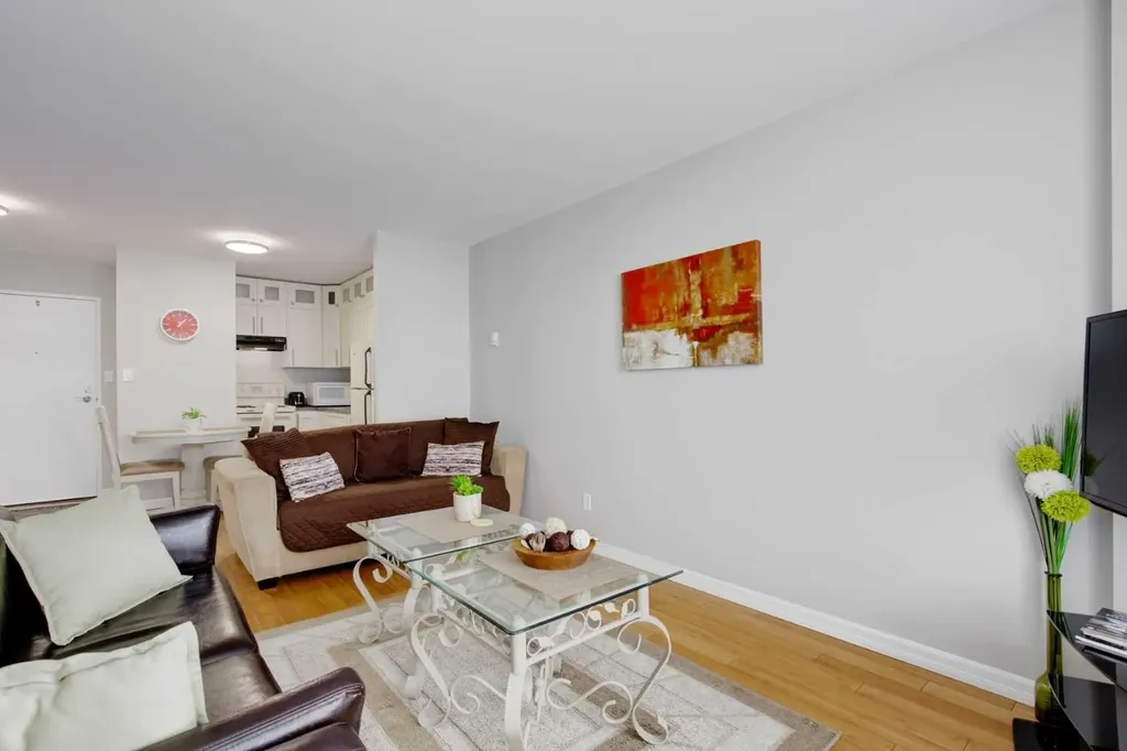 340 14 Avenue SW Calgary AB T3Z1K4
