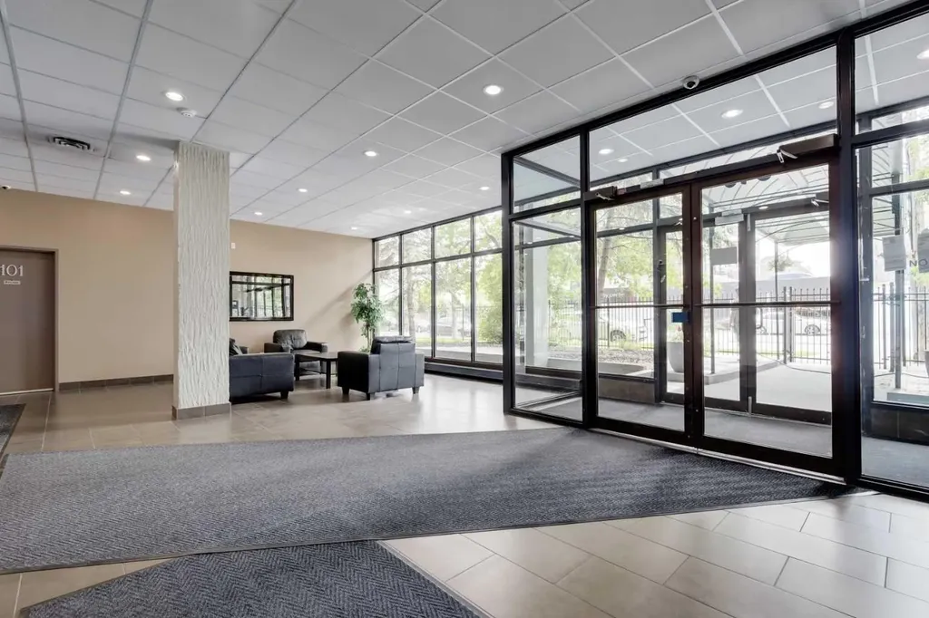 340 14 Avenue SW Calgary AB T3Z1K4