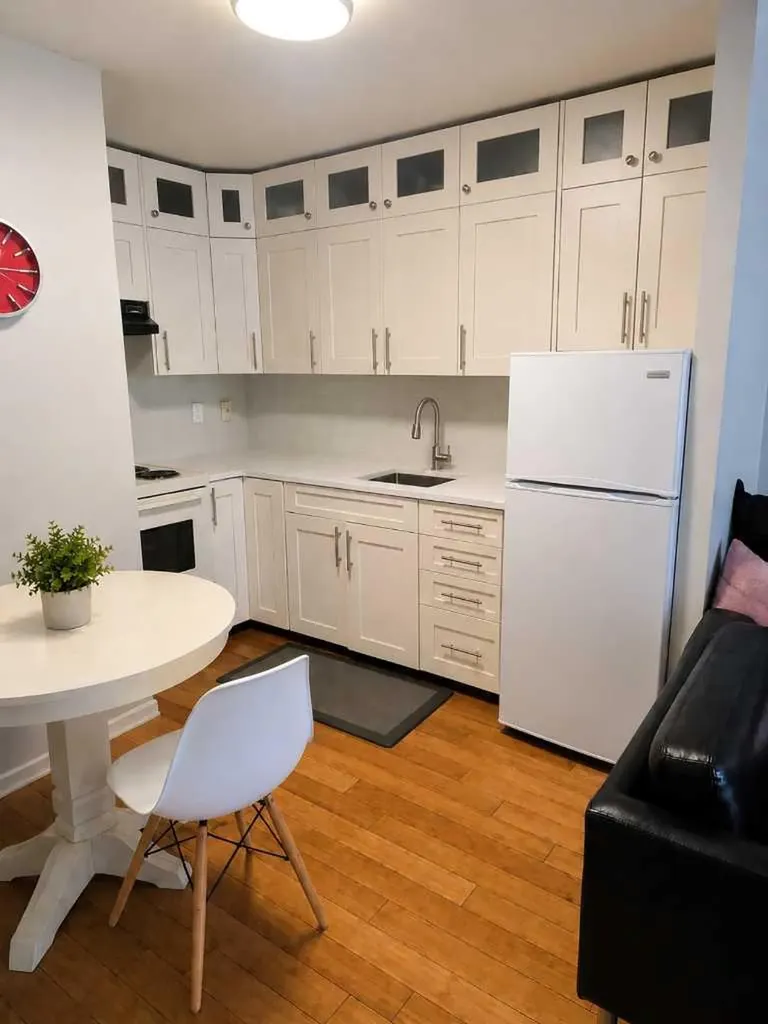 340 14 Avenue SW Calgary AB T3Z1K4