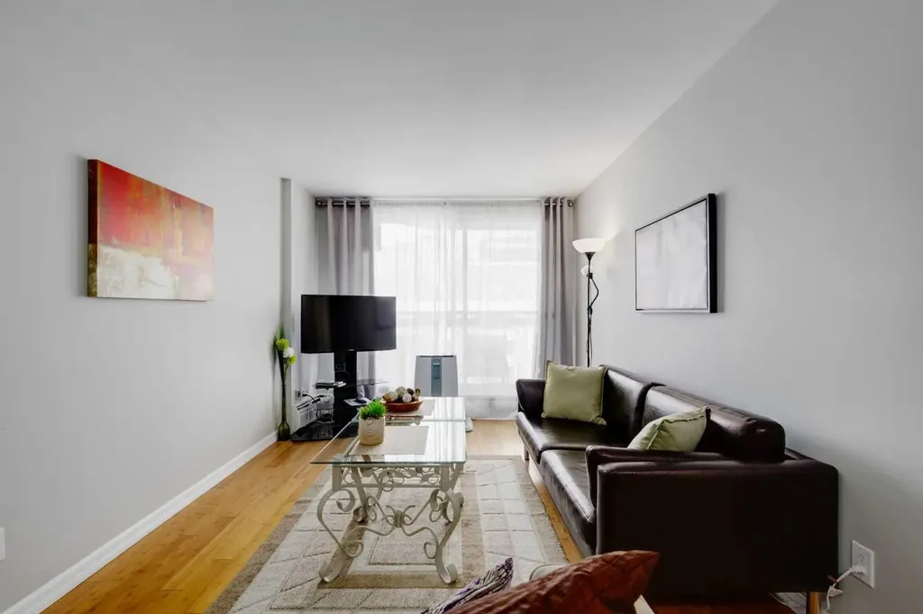 340 14 Avenue SW Calgary AB T3Z1K4