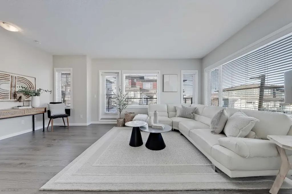 501 River Heights Drive Cochrane AB T4C 2L3