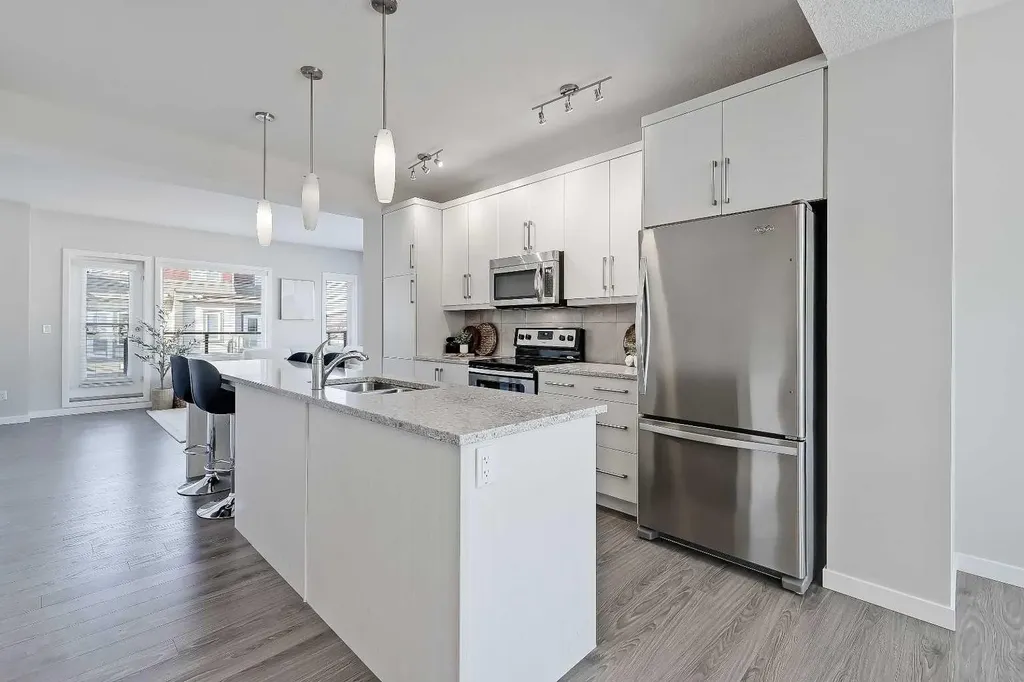 501 River Heights Drive Cochrane AB T4C 2L3