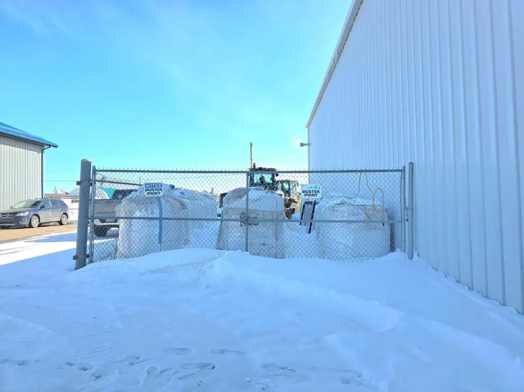 12703 & 12707 101 Street Grande Prairie AB T8V5S1