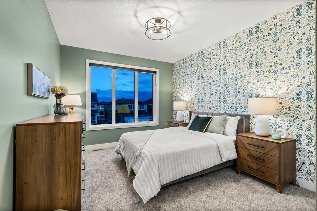 112 South Shore View Chestermere AB T1X 2R9