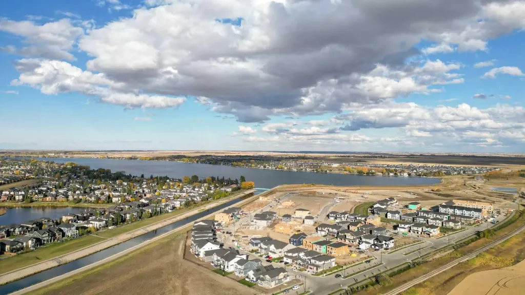 112 South Shore View Chestermere AB T1X 2R9
