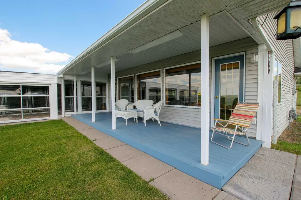 37466 Range Road 263 Rural Red Deer County AB T4N 5E2