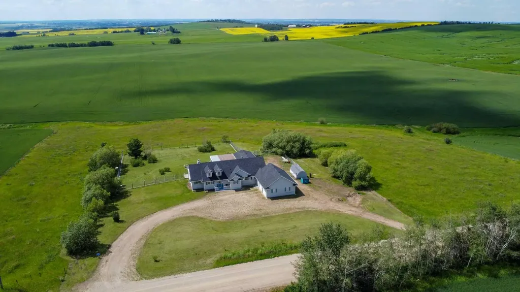 37466 Range Road 263 Rural Red Deer County AB T4N 5E2