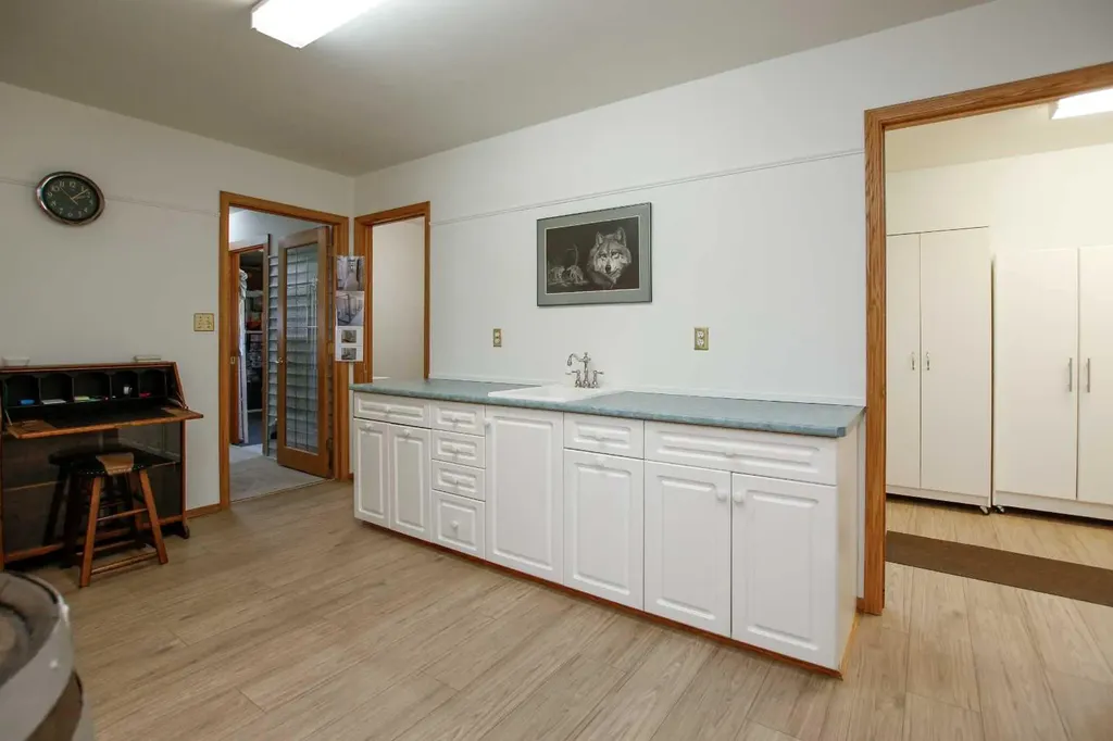 37466 Range Road 263 Rural Red Deer County AB T4N 5E2