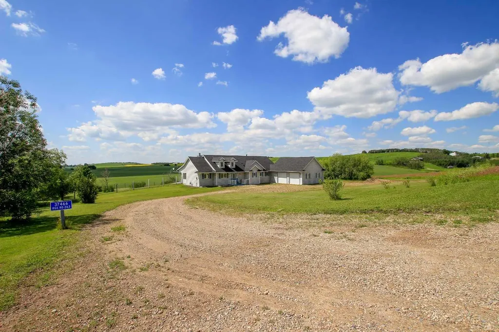 37466 Range Road 263 Rural Red Deer County AB T4N 5E2