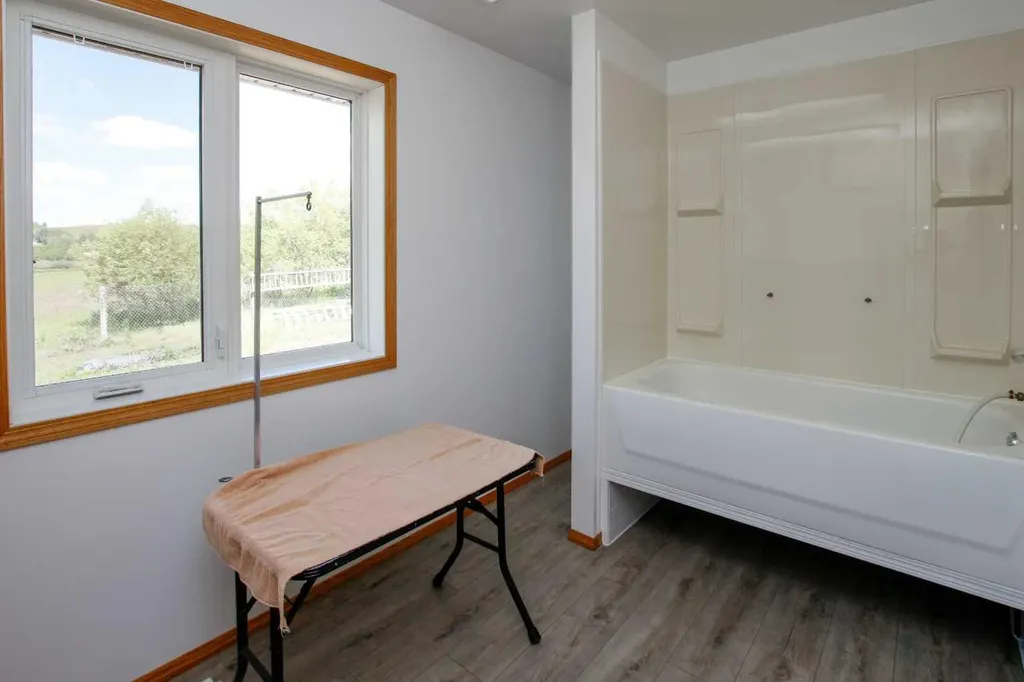37466 Range Road 263 Rural Red Deer County AB T4N 5E2