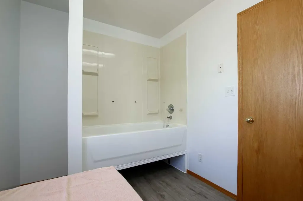 37466 Range Road 263 Rural Red Deer County AB T4N 5E2
