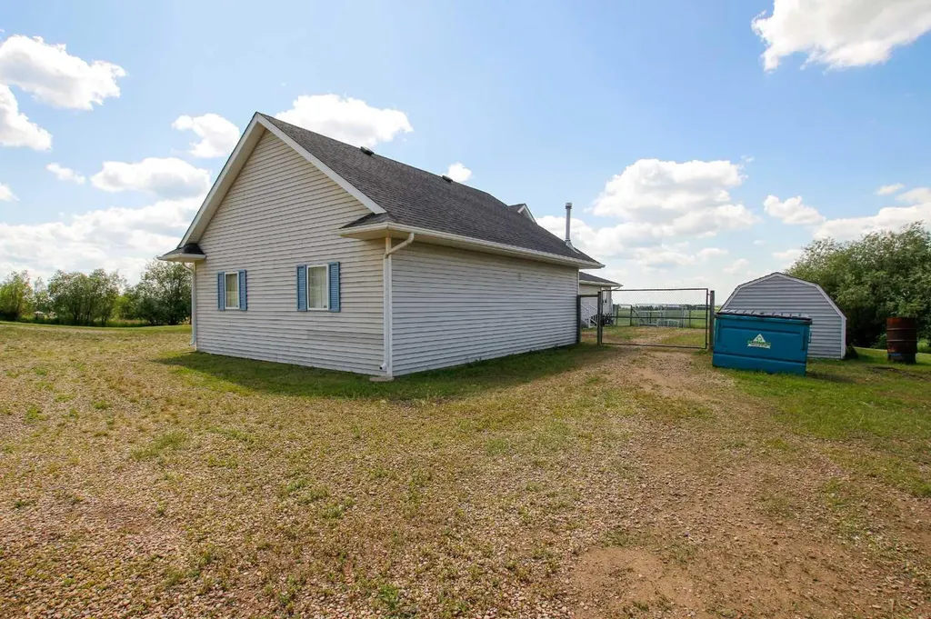 37466 Range Road 263 Rural Red Deer County AB T4N 5E2
