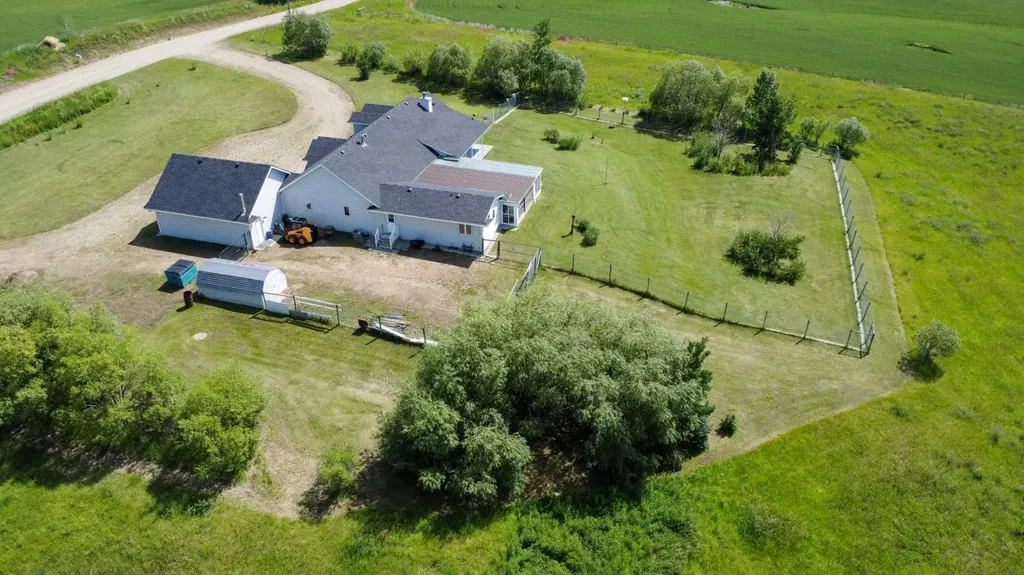 37466 Range Road 263 Rural Red Deer County AB T4N 5E2