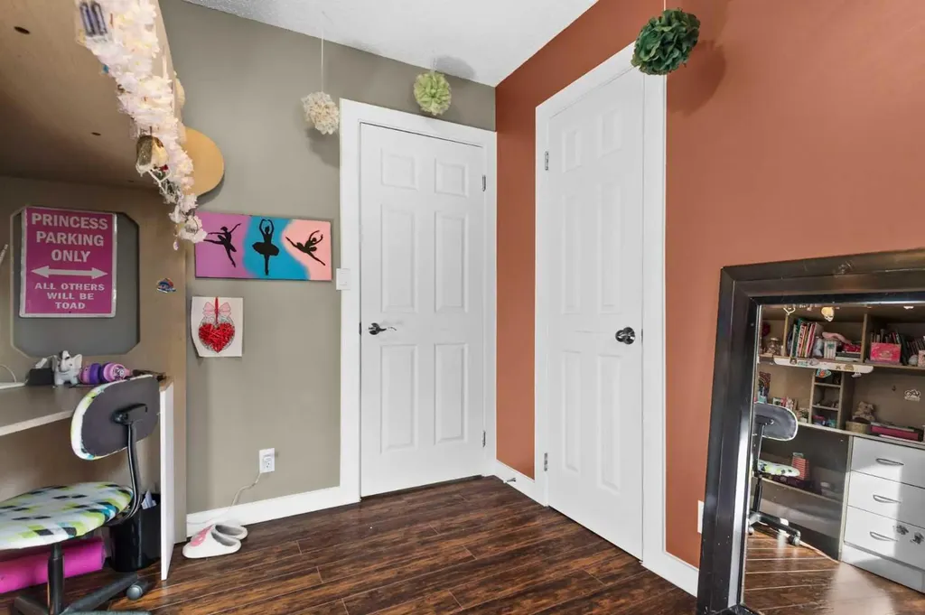 66 Elston Place SE Airdrie AB T4B 1B3